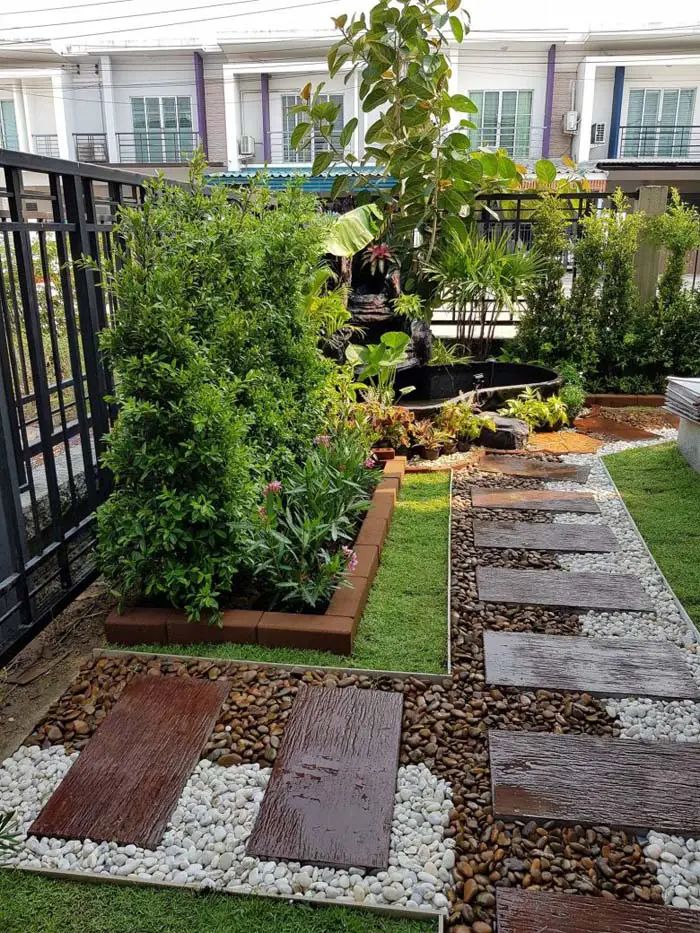 จัดสวนข้างบ้าน